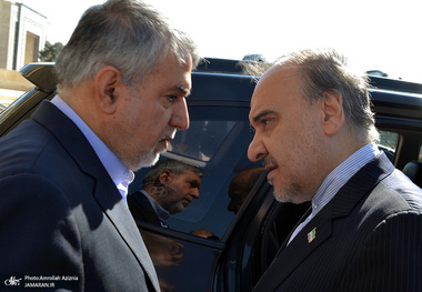 تجدید میثاق وزیر و کارکنان وزارت ورزش و جوانان با آرمان های امام خمینی(س) 