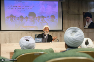 مراسم گرامیداشت شهید بهشتی و یارانش در پژوهشکده امام خمینی (س) و انقلاب اسلامی