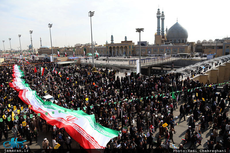 راهپیمایی باشکوه 22 بهمن در قم 