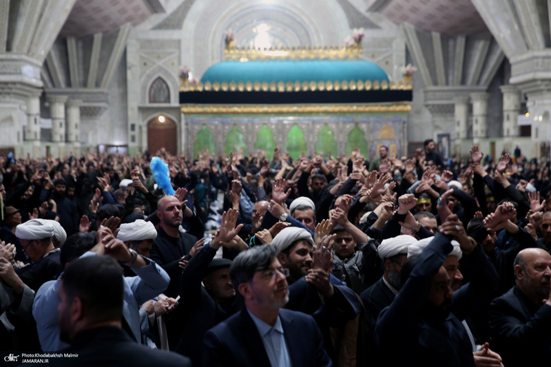 مراسم عزاداری شب شهادت حضرت زهرا(س) در حرم امام خمینی(ره) برگزار شد