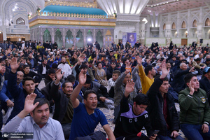 مراسم گرامیداشت شهدای مهاجر افغانسانی حادثه تروریستی کرمان در حرم امام خمینی (س)