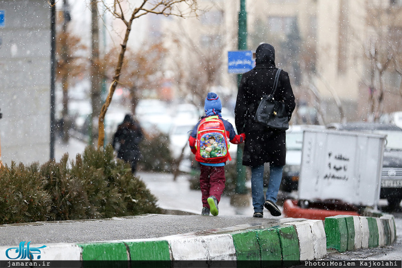 تصاویر زیبایی از برف امروز تهران 