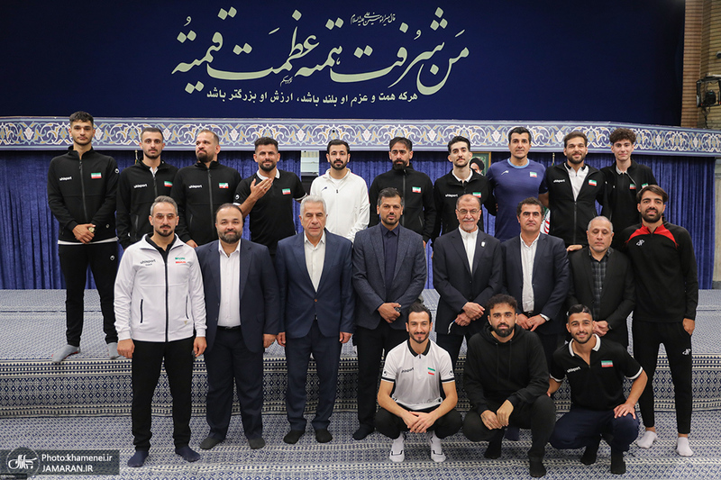 دیدار قهرمانان و مدال‌آوران ورزشی و المپیادهای علمی جهانی با رهبر معظم انقلاب