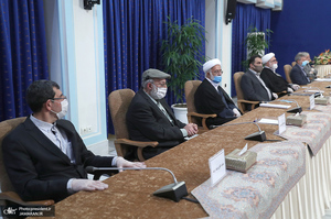 نشست اندیشمندان و مسوولان موسسات دانشگاهی و حوزوی با رییس جمهور