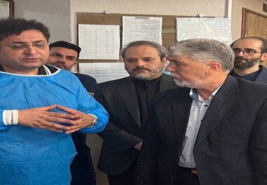 سیدعباس صالحی به عیادت محمدعلی بهمنی رفت
