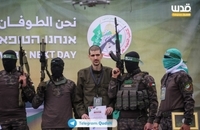 تحویل پنجمین گروه از اسرای صهیونیست در نوار غزه در چارچوب مرحله اول توافق طوفان الاقصی برای تبادل اسرا  (13)