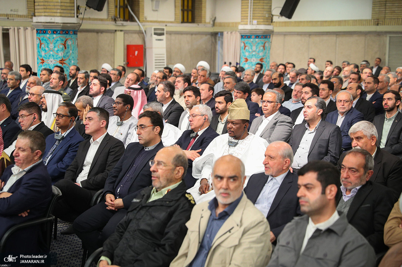 دیدار مسئولان نظام و سفرای کشورهای اسلامی با رهبر معظم انقلاب