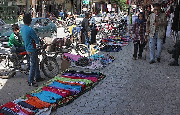مبلغ اجاره پیاده روهای تهران را چه کسی تعیین می کند؟