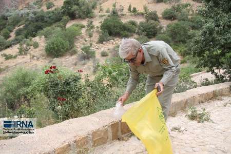 امروز در دامان طبیعت جای تو خالی ست   در سوگ مدیرکل فقید محیط زیست فارس