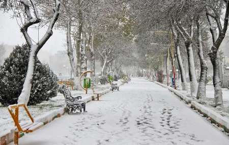 برف و باران آذربایجان غربی را فرا گرفت