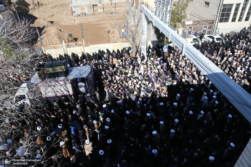 مراسم تشییع آیت الله العظمی صافی گلپایگانی (ره) در قم -1