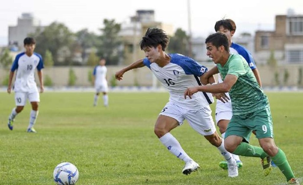 رقابت های فوتبال دانش آموزی کشور در بندرعباس برگزار می شود