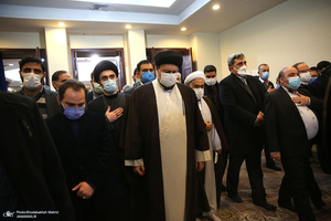 وداع با پیکر مطهر شهید محسن فخری زاده در حرم امام خمینی(س)