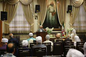 مراسم بزرگداشت امام خمینی (س) در آدریان زرتشتیان