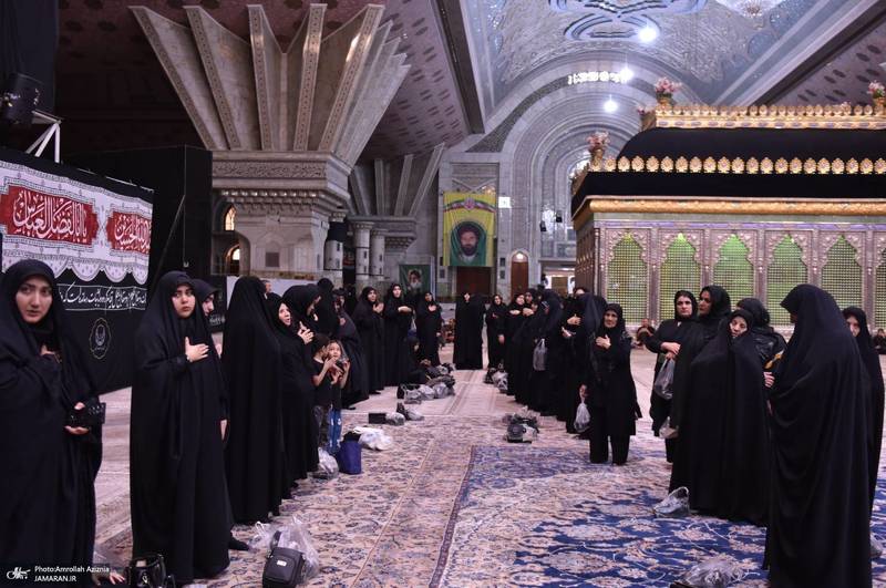 عزادارای روز تاسوعا در حرم امام خمینی (س)