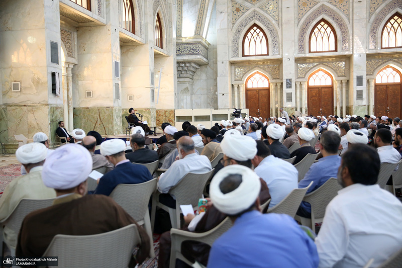 سخنرانی سید حسن خمنی در کلاس درس