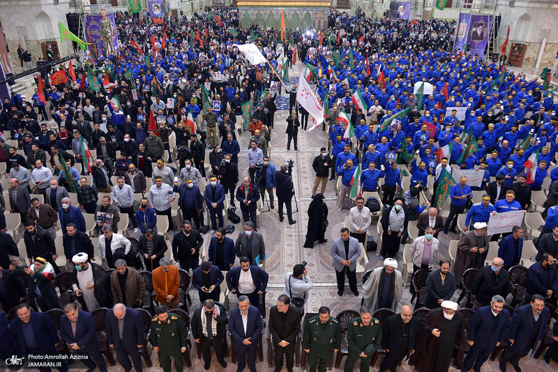 تشییع پیکر مطهر 18 شهید گمنام دفاع مقدس در حرم امام خمینی