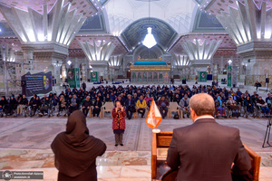 تجدید میثاق رئیس سازمان بهزیستی و جمعی از توان یابان با آرمان های حضرت امام خمینی (س)