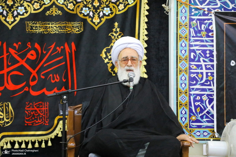 مراسم بزرگداشت برادر آیت الله فقیهی درقم