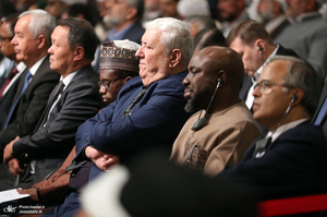 دیدار مسئولان نظام، سفرای کشور‌های اسلامی و مهمانان کنفرانس وحدت با رهبر انقلاب