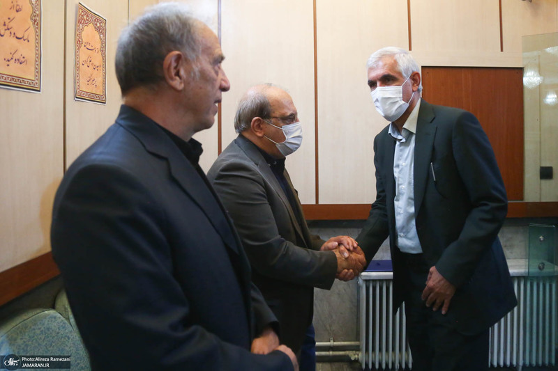 مراسم ختم مادر عباس عبدی