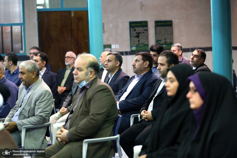 آیین رونمایی از نسخه جدید نرم افزار مجموعه آثار امام خمینی(ره) در حسینیه جماران