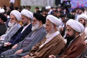 آئین آغاز سال تحصیلی حوزه علمیه استان تهران در حرم امام خمینی