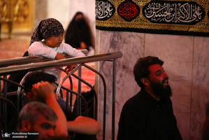 مراسم شام غریبان شهادت امام رضا (ع) در رواق دار الهدایه