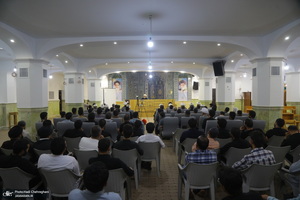 نشست «قرآن و عترت، محور اتحاد مسلمانان در اندیشه امام خمینی(س)» به زبان اردو