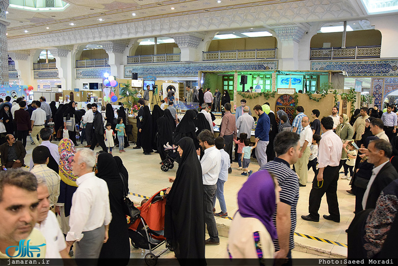 غرفه موسسه تنظیم و نشر آثار امام خمینی(س) در نمایشگاه بین المللی قرآن کریم