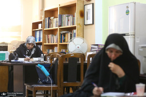 نشست تخصصی اجتهاد و قضاوت زنان از منظر فقه و حقوق