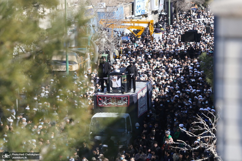 مراسم تشییع آیت الله العظمی صافی گلپایگانی (ره) در قم -1