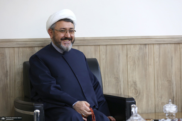 واکنش رییس موسسه تنظیم و نشر آثار امام به حضور رهبر انقلاب در حسینیه امام خمینی