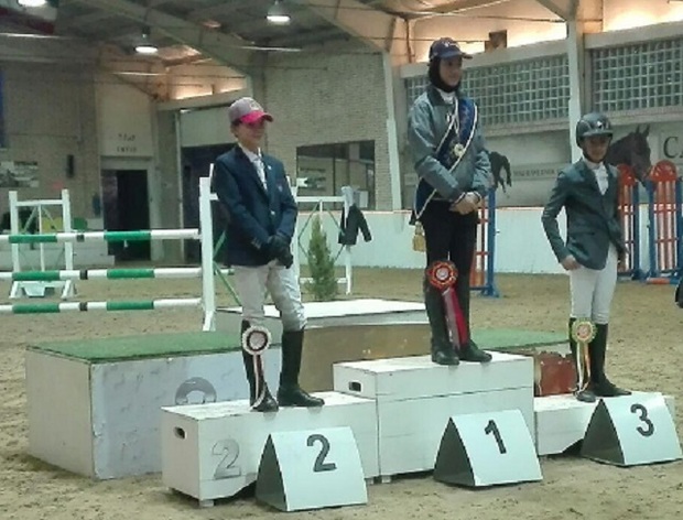 سوارکار ارومیه ای مقام دوم رقابت های پرش با اسب جام فجر را کسب کرد
