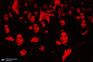 مزاسم شب تاسوعای حسینی (ع) در امام زاده صالح (ع)