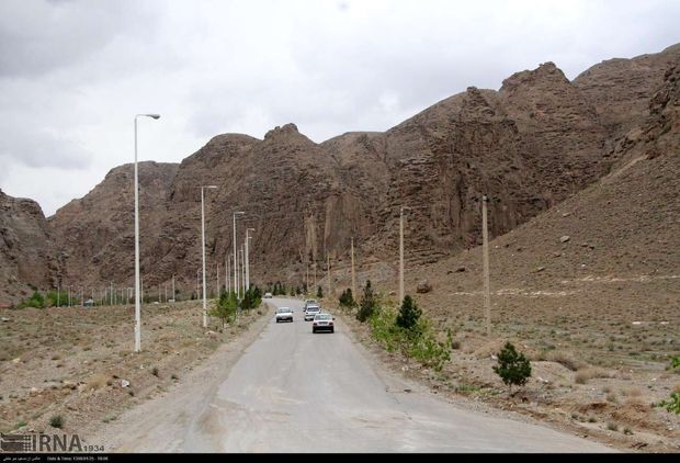 ورودی های شهر تفت و روستاهای آن باز شد