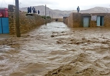 سیلاب موجب آبگرفتگی روستای فایندر خواف شد