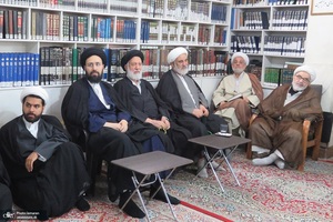 مراسم عزاداري ایام فاطمیه در دفتر آیت الله العظمی صانعی (ره)