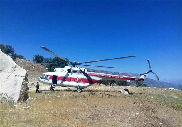 بالگرد اورژانس، چوپان مجروح را به بیمارستان منتقل کرد