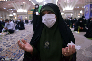 حضور خادمان حرم مطهر رضوی در حرم امام خمینی(س)