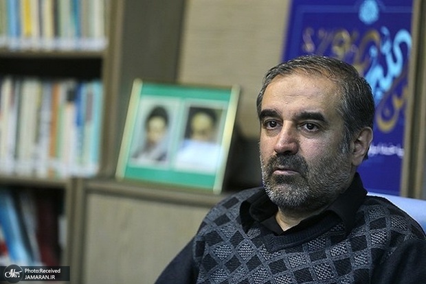 کوه از غمت بشکافته