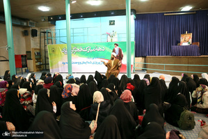 تجدید میثاق دانش آموزان موسسه فرهنگی شهید اسکندری با امام (س) در حسینیه جماران