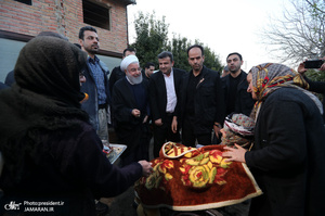 روحانی در جمع مردم روستای کردخیل مازندران