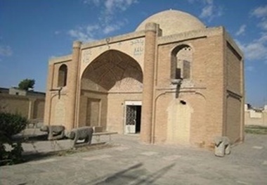 خواب عمیق میرزایی ها