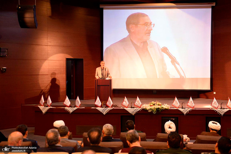 همایش دست اندرکاران کنگره ملی سرداران و 12000 شهید استان تهران در حرم امام خمینی