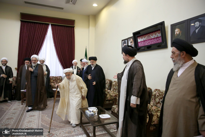 حاشیه تجدید میثاق هیأت رئیسه و اعضای مجلس خبرگان رهبری با آرمان های امام خمینی(س)