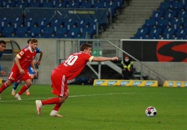 شکست خانگی هوفنهایم مقابل یونیون برلین
