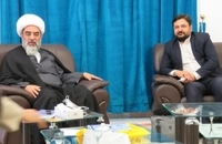 دیدار مدیر نمایندگی موسسه تنظیم و نشر آثار امام خمینی در قم با آیت الله فاضل لنکرانی (13)