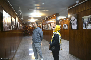 بازدید کردشگران نوروزی از بیت امام خمینی (س) در جماران