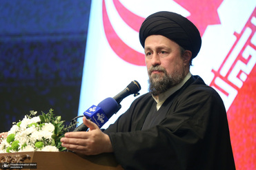 سید حسن خمینی: نسل‌ اول انقلاب‌ خوبی‌ها را دیدند و دل بستند/ شما خوب باشید، مردم‌ خوب می‌شوند/ خوب بودن به گفتار نیست